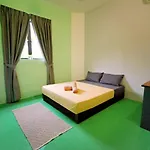 Auguri Homestay - Ipoh